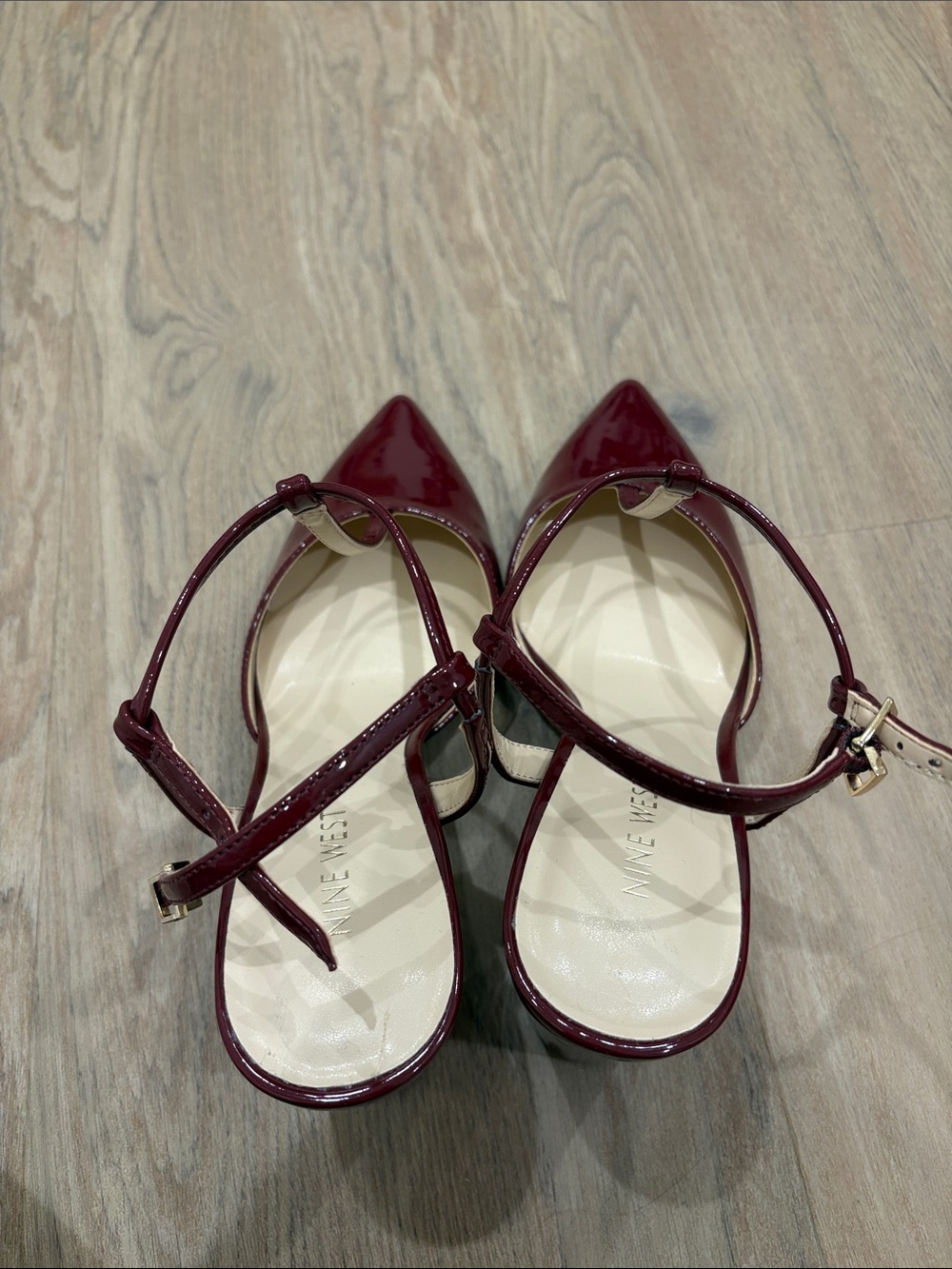 Nine West Wine T-Strap Pointed Heels - Picture 3 of 6
